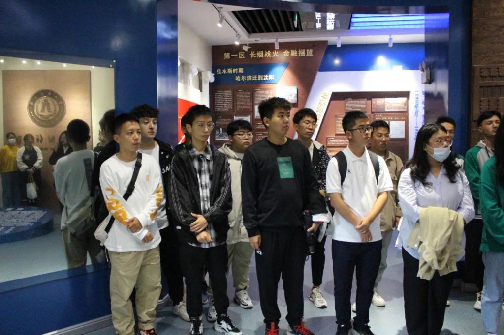 2021-09-29 00:41:56.383000